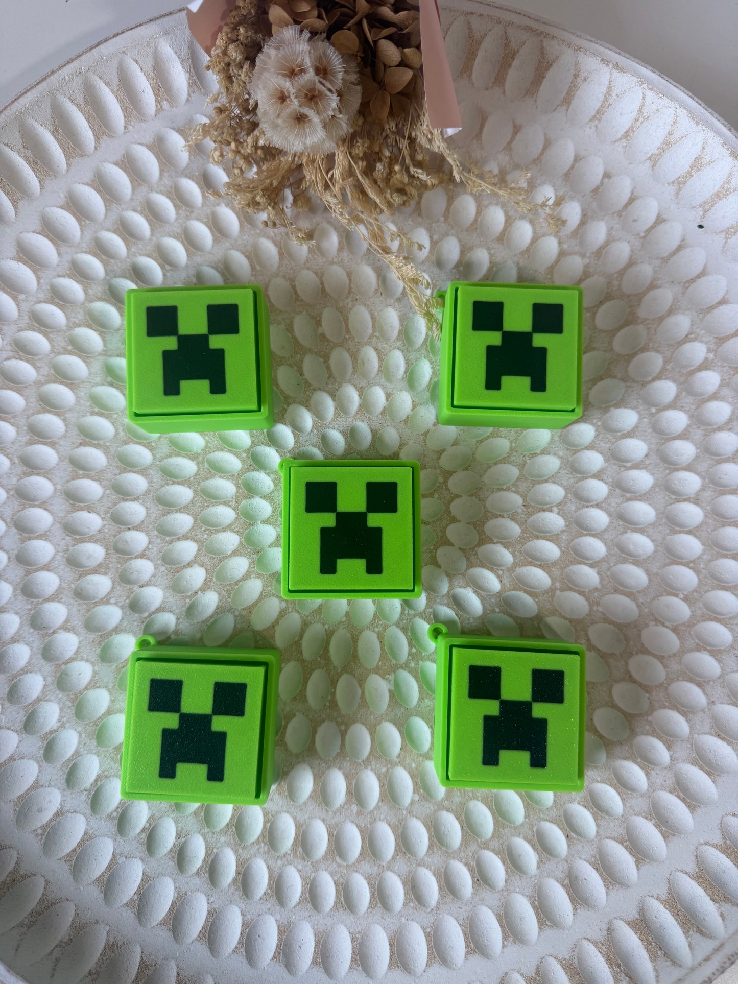 Green block 2 fidget clicker