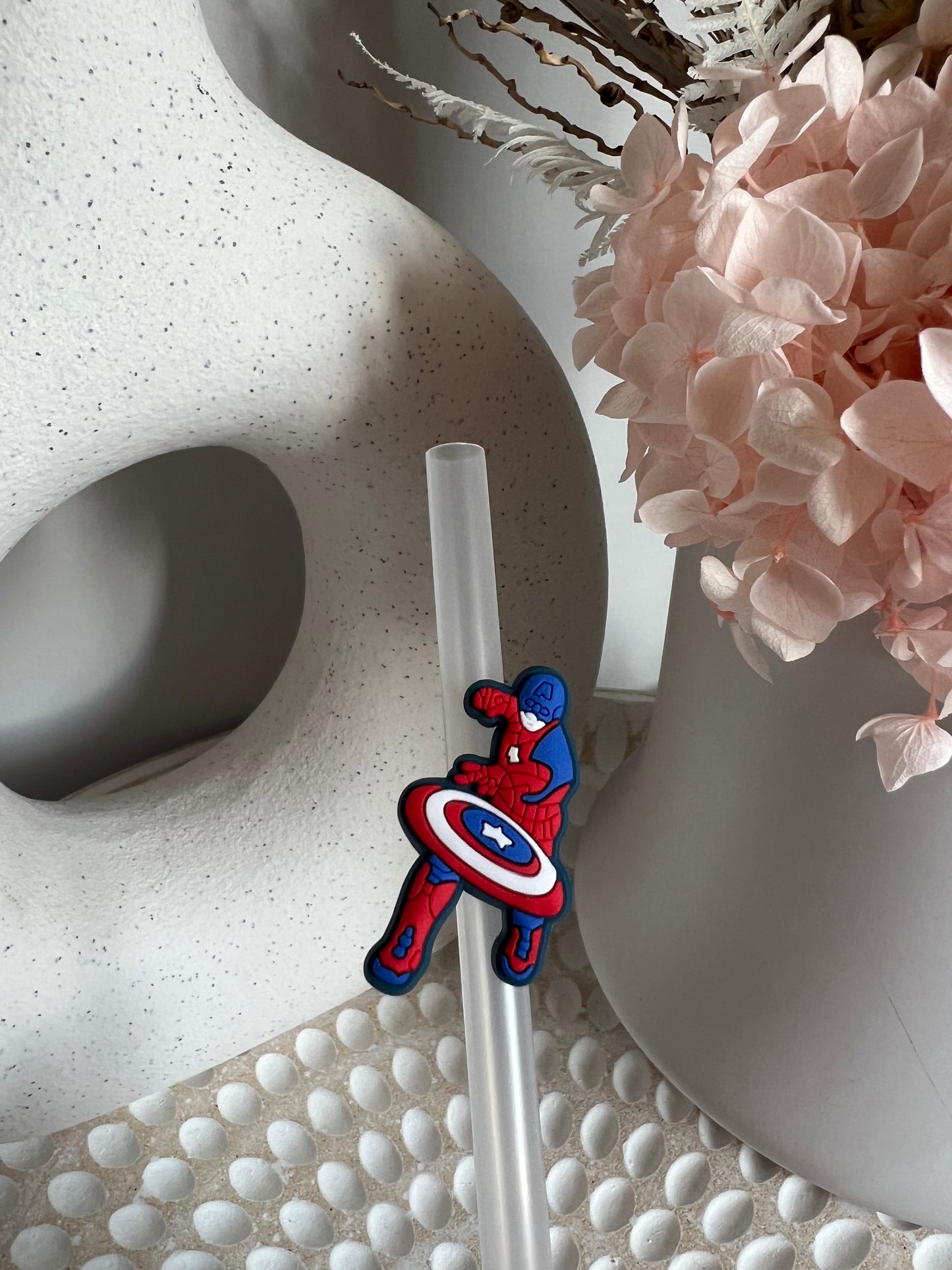 Superheros straw charm